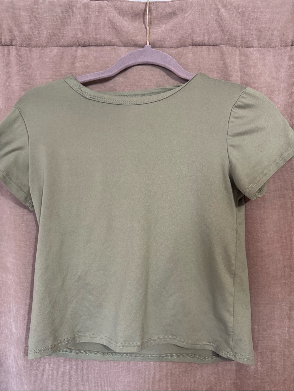 Classic Women's Olive Green Cropped Short Sleeve Top